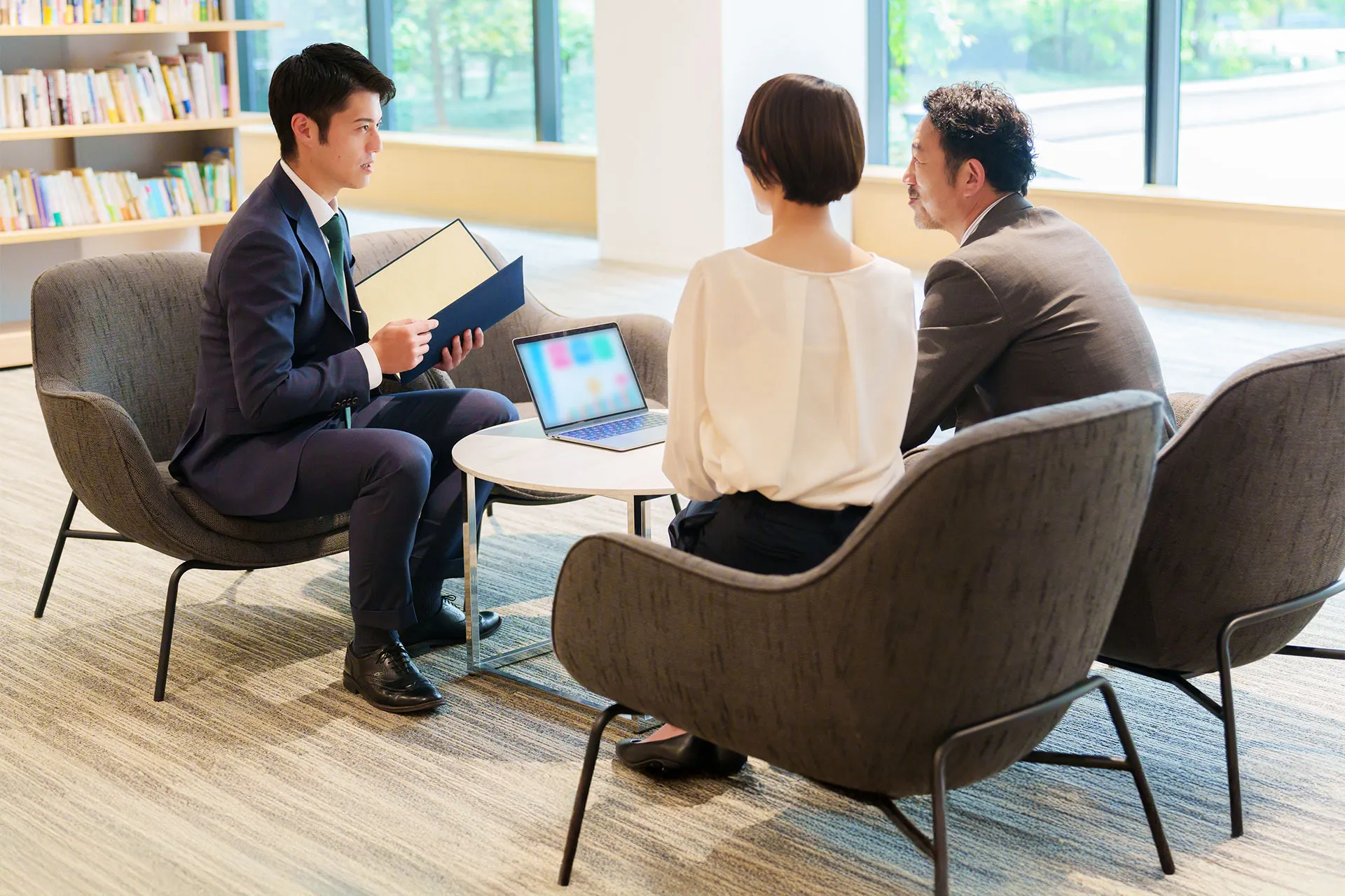 株式会社アスユー